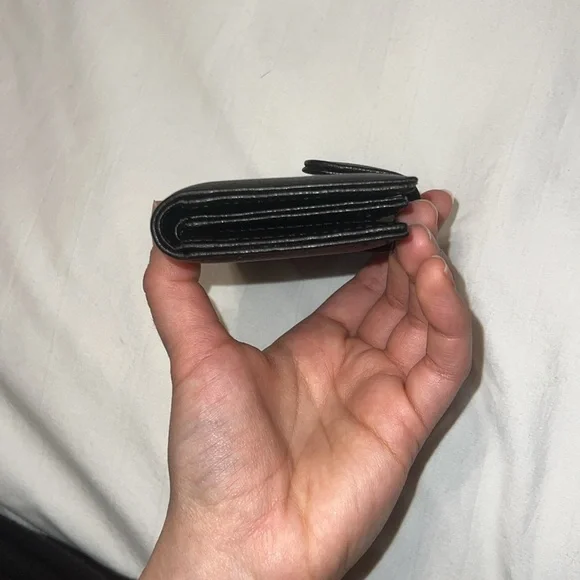 Genuine Leather Wallet - Picture 5 of 7